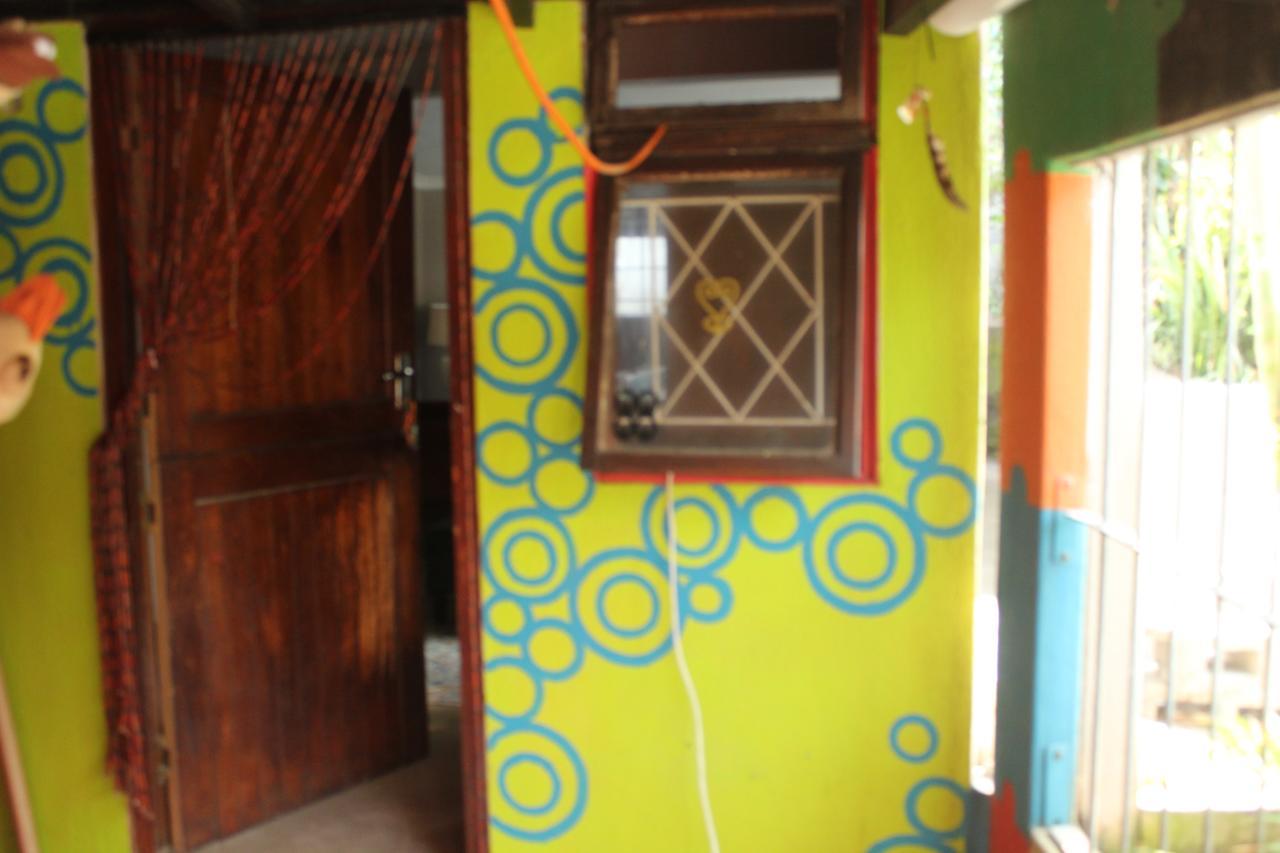 Sensayuma Backpackers Hostel Tugela Mouth Bagian luar foto